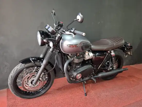 TRIUMPH-BONNEVILLE T120 BLACK 1200 TRIUMPH-BONNEVILLE T120 BLACK 1200-2024
