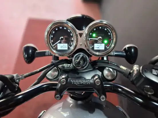 TRIUMPH-BONNEVILLE T120 BLACK 1200 TRIUMPH-BONNEVILLE T120 BLACK 1200-2024
