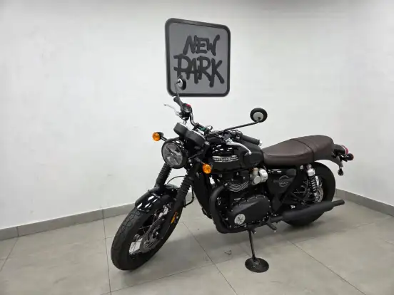 TRIUMPH-BONNEVILLE T120 BLACK 1200-2026