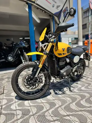 TRIUMPH-SCRAMBLER 400 XC-2025