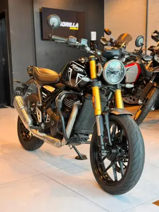 TRIUMPH SPEED 400 