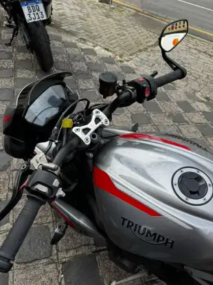 TRIUMPH-STREET TRIPLE 765 RS-2020