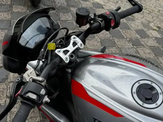 TRIUMPH-STREET TRIPLE 765 RS TRIUMPH-STREET TRIPLE 765 RS-2020