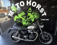 TRIUMPH STREET TWIN TRIUMPH STREET TWIN