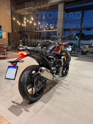 TRIUMPH-SPEED 400-2024