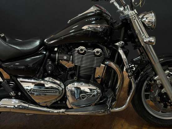 TRIUMPH-THUNDERBIRD COMMANDER ABS-2014