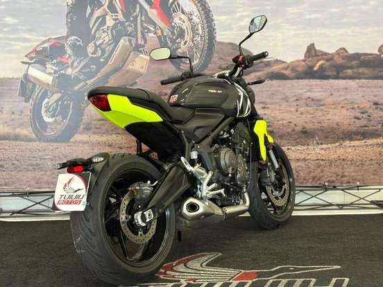 TRIUMPH-TRIDENT 660-2023