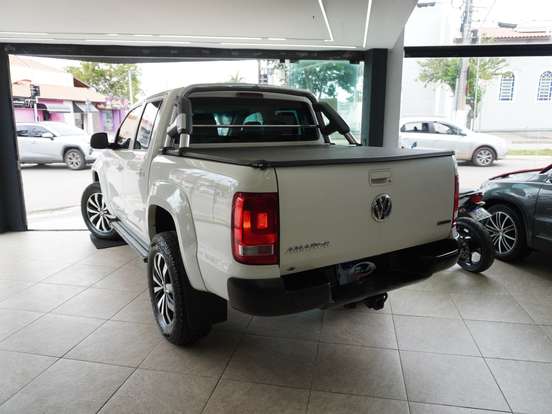 VOLKSWAGEN-AMAROK-2.0 COMFORTLINE 4X4 CD 16V TURBO INTERCOOLER DIESEL 4P AUTOMÁTICO VOLKSWAGEN-AMAROK-2019