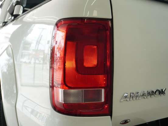 VOLKSWAGEN-AMAROK-2.0 COMFORTLINE 4X4 CD 16V TURBO INTERCOOLER DIESEL 4P AUTOMÁTICO VOLKSWAGEN-AMAROK-2019