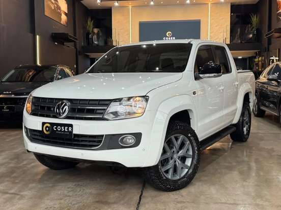 VOLKSWAGEN-AMAROK-2014