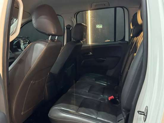 VOLKSWAGEN-AMAROK-2.0 HIGHLINE 4X4 CD 16V TURBO INTERCOOLER DIESEL 4P AUTOMÁTICO VOLKSWAGEN-AMAROK-2014