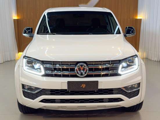 VOLKSWAGEN-AMAROK-2019