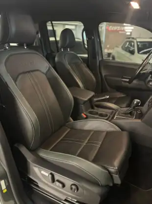 VOLKSWAGEN-AMAROK-2024