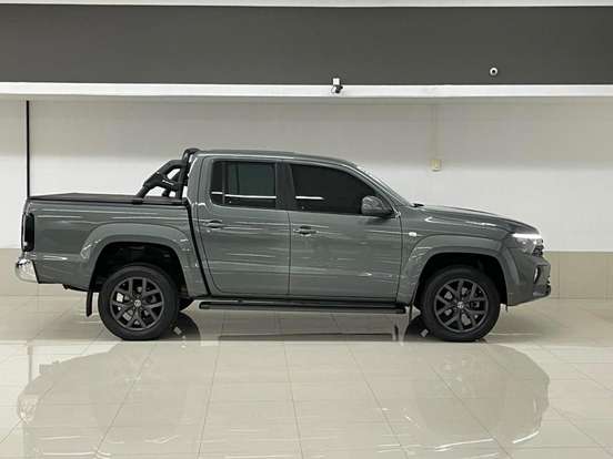VOLKSWAGEN-AMAROK-3.0 V6 TDI DIESEL HIGHLINE CD 4MOTION AUTOMÁTICO VOLKSWAGEN-AMAROK-2025