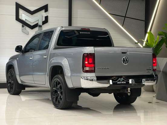 VOLKSWAGEN-AMAROK-3.0 V6 TDI DIESEL HIGHLINE CD 4MOTION AUTOMÁTICO VOLKSWAGEN-AMAROK-2023