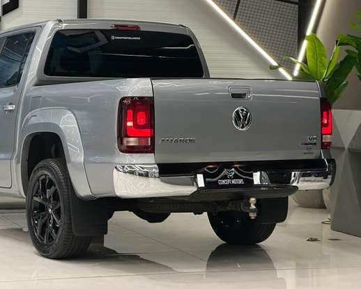 VOLKSWAGEN-AMAROK-2023