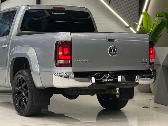 VOLKSWAGEN-AMAROK-3.0 V6 TDI DIESEL HIGHLINE CD 4MOTION AUTOMÁTICO VOLKSWAGEN-AMAROK-2023