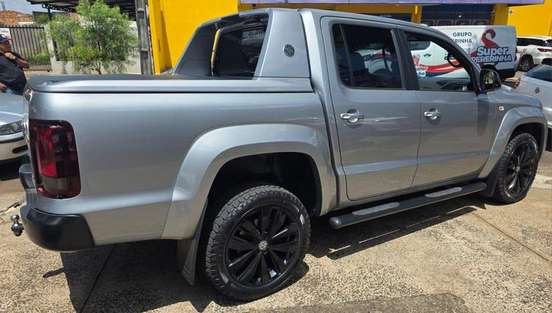 VOLKSWAGEN-AMAROK-2022