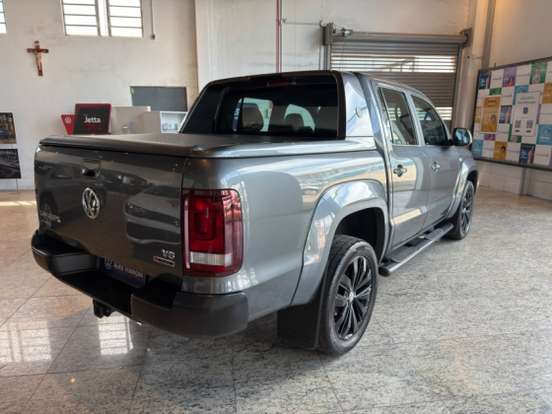 VOLKSWAGEN-AMAROK-2024