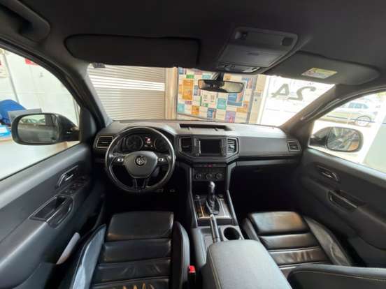 VOLKSWAGEN-AMAROK-2024