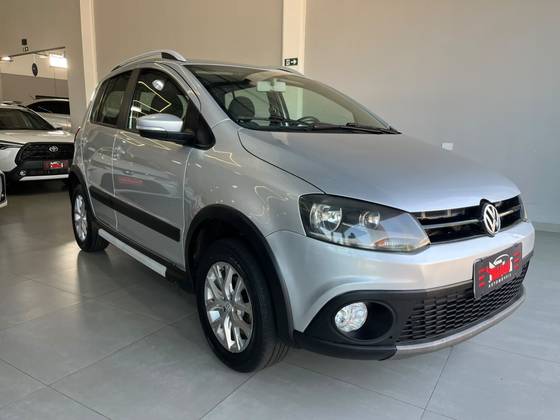 VOLKSWAGEN CROSSFOX 1.6 MI FLEX 8V 4P MANUAL