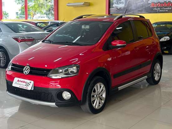 VOLKSWAGEN-CROSSFOX-1.6 MI FLEX 8V 4P MANUAL VOLKSWAGEN-CROSSFOX-2012