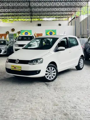 VOLKSWAGEN-FOX-1.0 MI 8V FLEX 4P MANUAL VOLKSWAGEN-FOX-2013