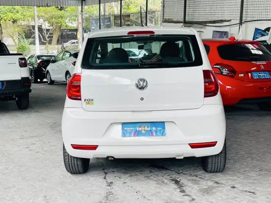 VOLKSWAGEN-FOX-1.0 MI 8V FLEX 4P MANUAL VOLKSWAGEN-FOX-2013
