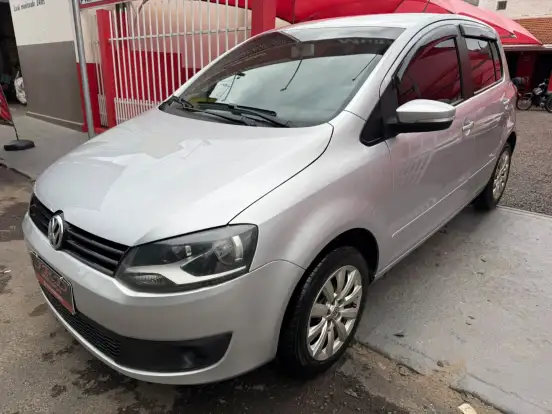 VOLKSWAGEN-FOX-1.0 MI 8V FLEX 4P MANUAL VOLKSWAGEN-FOX-2013