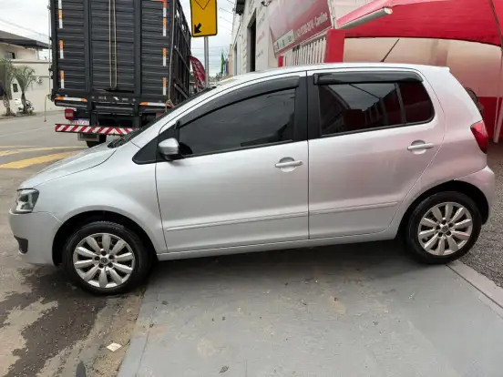 VOLKSWAGEN-FOX-1.0 MI 8V FLEX 4P MANUAL VOLKSWAGEN-FOX-2013