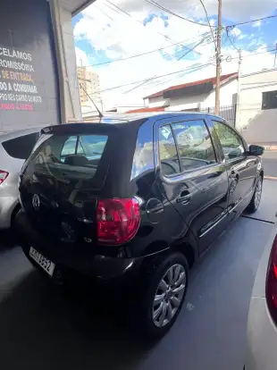 VOLKSWAGEN-FOX-2010