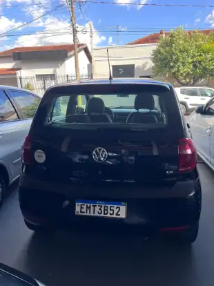 VOLKSWAGEN-FOX-1.0 MI BLACKFOX 8V FLEX 4P MANUAL VOLKSWAGEN-FOX-2010