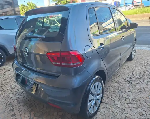 VOLKSWAGEN-FOX-1.0 MPI TRENDLINE 12V FLEX 4P MANUAL VOLKSWAGEN-FOX-2016