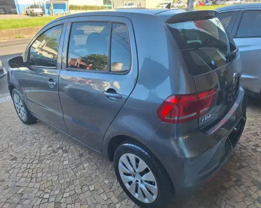 VOLKSWAGEN-FOX-1.0 MPI TRENDLINE 12V FLEX 4P MANUAL VOLKSWAGEN-FOX-2016