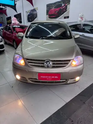 VOLKSWAGEN-FOX-2004