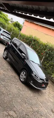VOLKSWAGEN-FOX-2015
