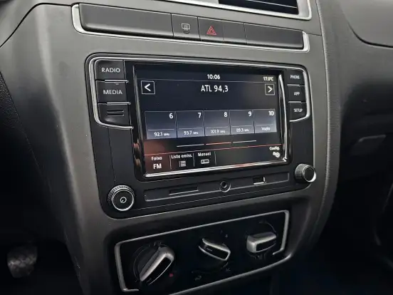 VOLKSWAGEN-FOX-1.6 MSI TOTAL FLEX CONNECT 4P MANUAL VOLKSWAGEN-FOX-2019
