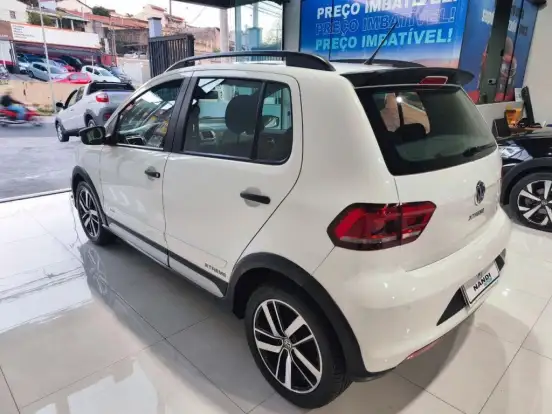VOLKSWAGEN-FOX-1.6 MSI TOTAL FLEX XTREME 4P MANUAL VOLKSWAGEN-FOX-2021
