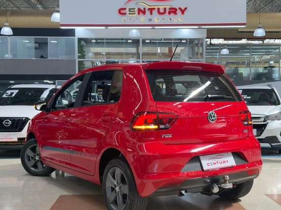 VOLKSWAGEN-FOX-2017