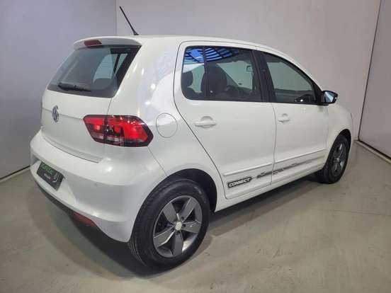 VOLKSWAGEN-FOX-1.6 MSI TOTAL FLEX CONNECT 4P MANUAL VOLKSWAGEN-FOX-2017