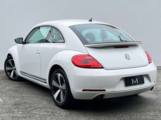 VOLKSWAGEN-FUSCA-2.0 TSI 16V GASOLINA 2P AUTOMÁTICO VOLKSWAGEN-FUSCA-2012