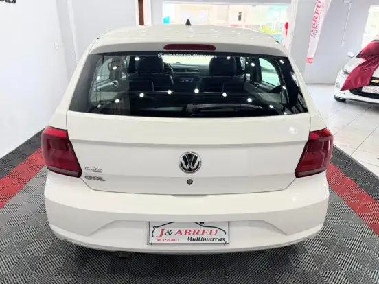 VOLKSWAGEN-GOL-2022