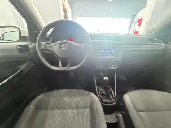 VOLKSWAGEN-GOL-2022