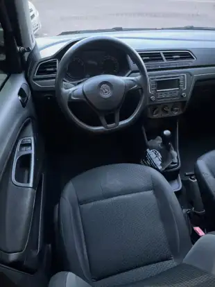 VOLKSWAGEN-GOL-2023