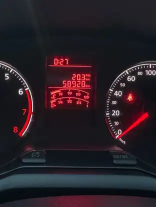 VOLKSWAGEN-GOL-2023