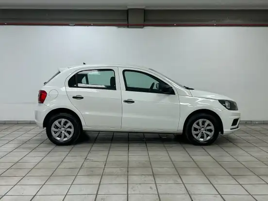 VOLKSWAGEN-GOL-2022