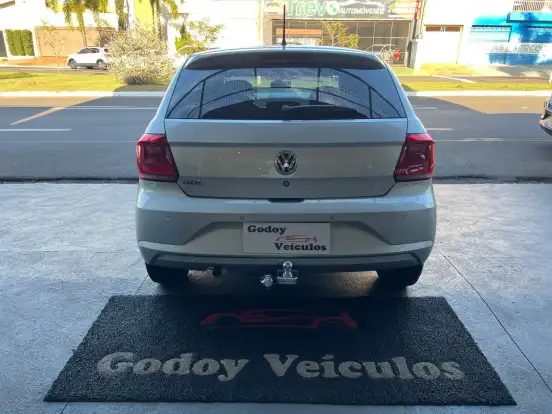 VOLKSWAGEN-GOL-2022