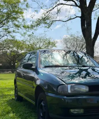 VOLKSWAGEN-GOL-1999
