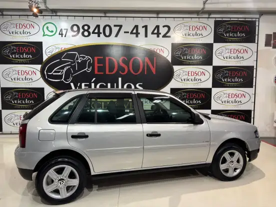 VOLKSWAGEN-GOL-2009