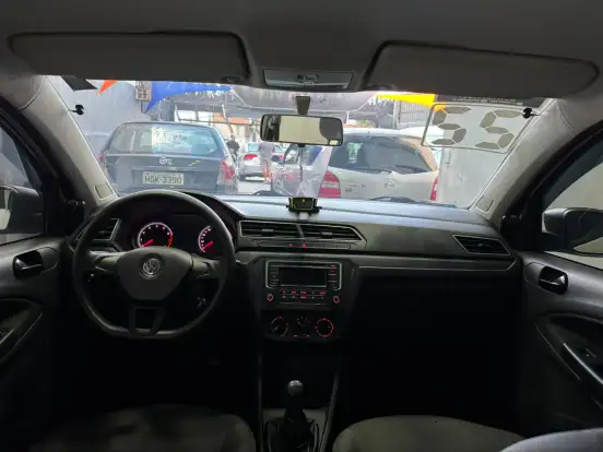 VOLKSWAGEN-GOL-2021